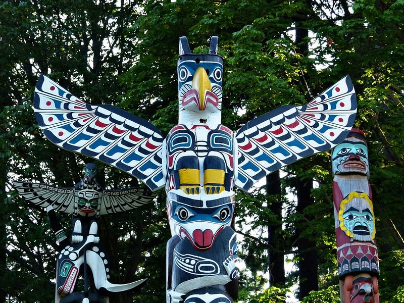 Totem paal in Stanley Park in Vancouver in British Columbia in Canada.
