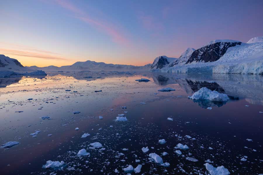 Zonsondergang-Andvord-Bay