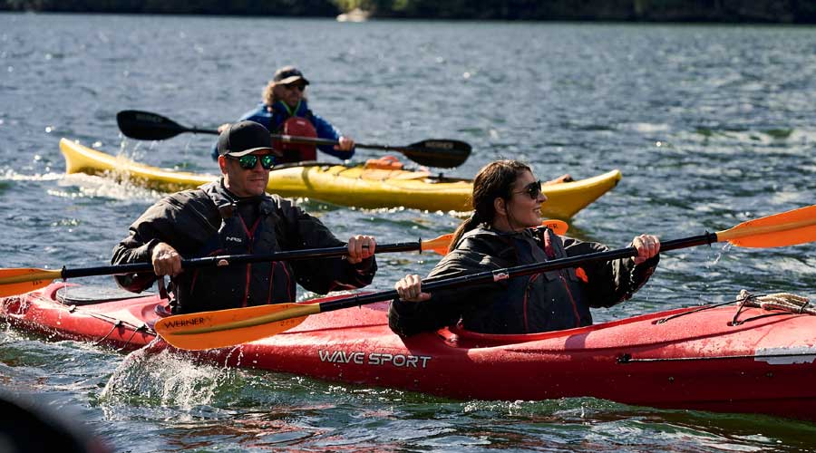 Misty Fjords Alaska verkennen in een kayak