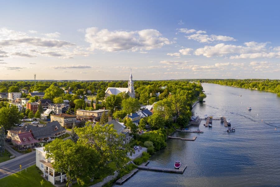 Birdseye uitzicht over de Riviere Richelieu in Quebec in Canada.