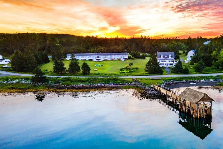 Buitenaanzicht van Marmalade Motel In Atlantisch Canada