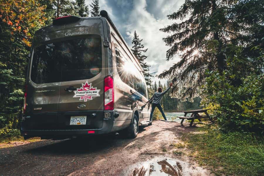 Van Conversion van Fraserway in de bossen van Canada.