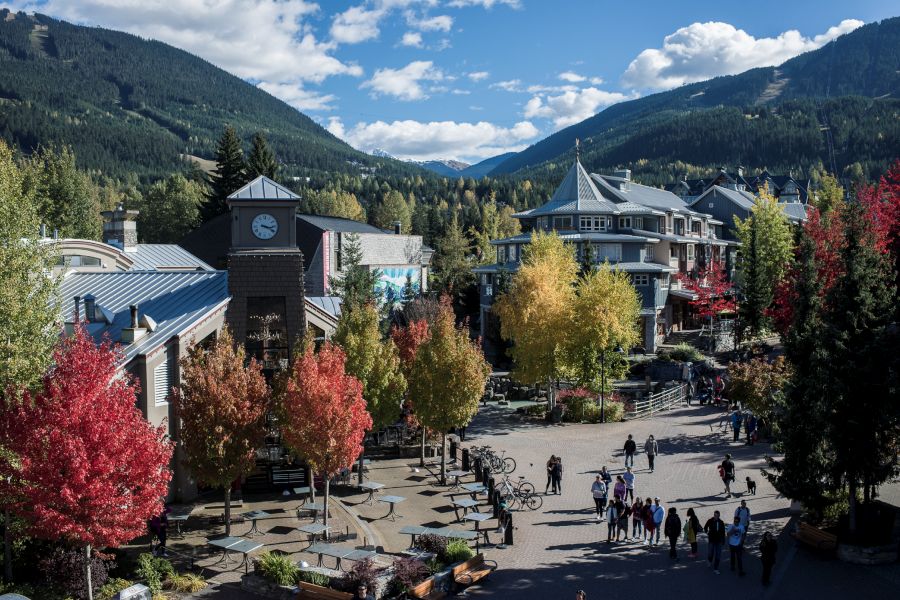 Uitzicht over het centrum van Whistler in British Columbia in Canada.