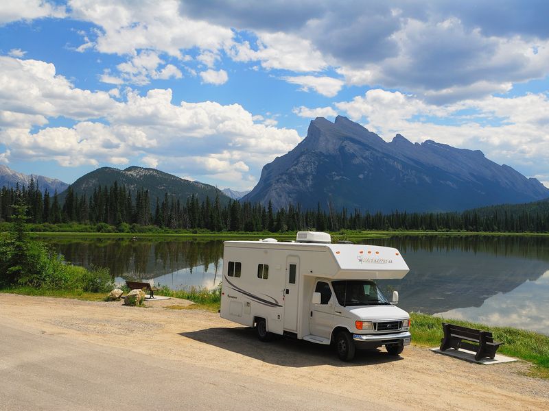 Vakantie Camperhuur Fraserway Edmonton, incl. vlucht met KLM in Diversen (Canada, Canada)