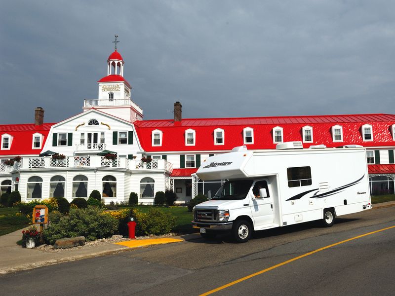 Camperhuur Four Seasons Toronto, incl. vlucht met Air Transat