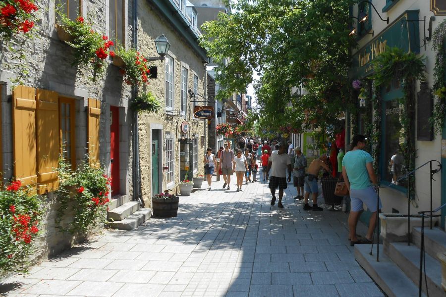 Canada Fly Drive Montreal Quebec KLM