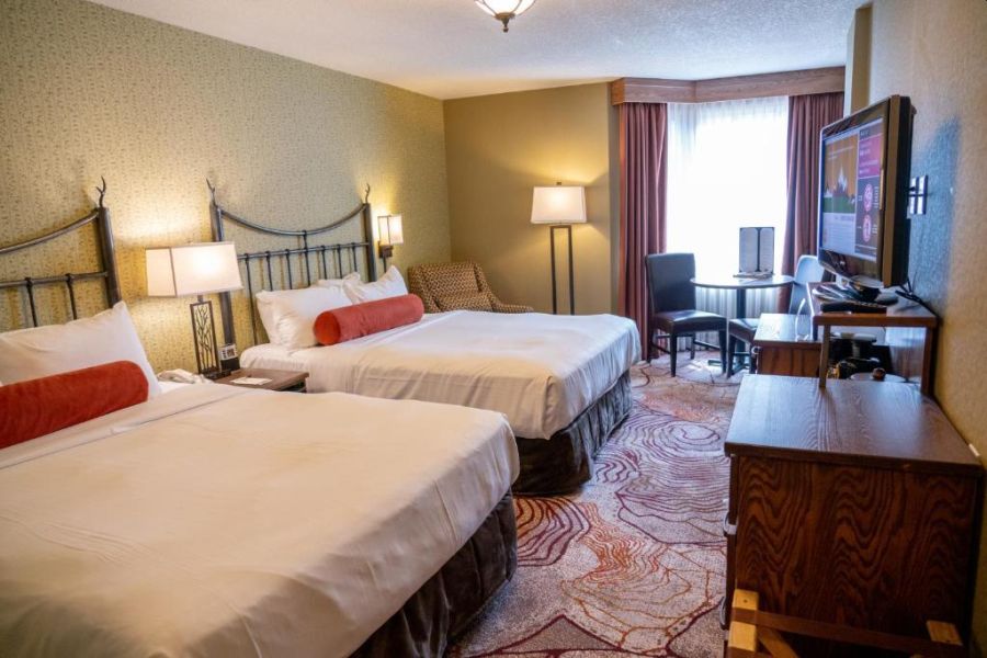 Standaard kamer bij Caribou Lodge in Banff tijdens een wintersportreis naar Canada