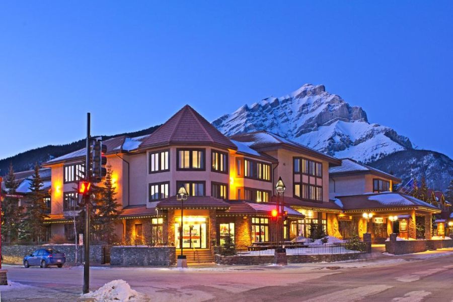 Elk & Avenue Hotel, hartje Banff.