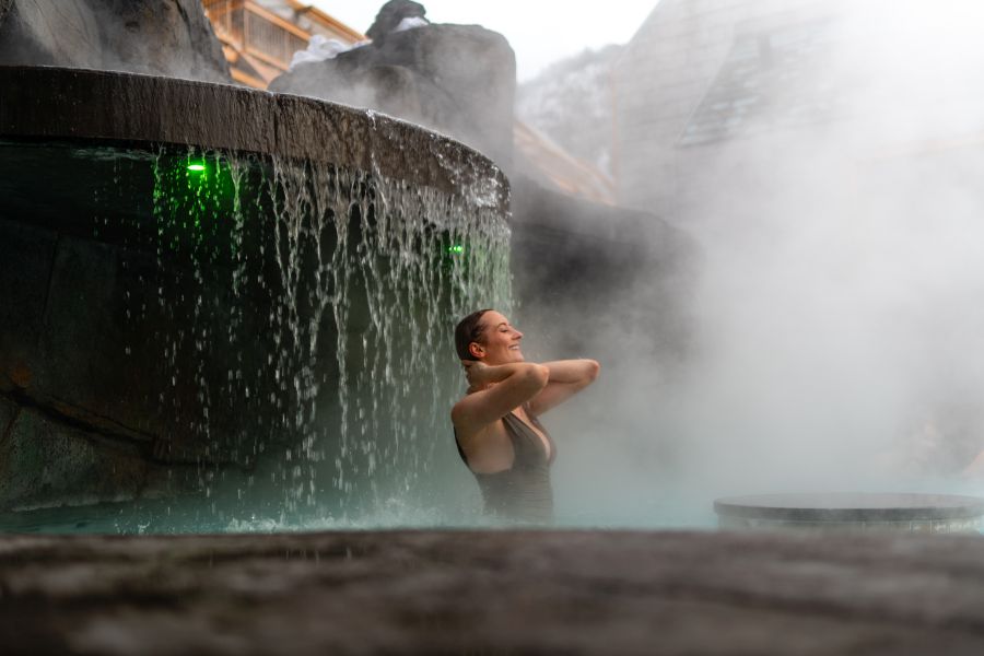 Hot tub bij Hotel Canoe & Suites in Banff Canada