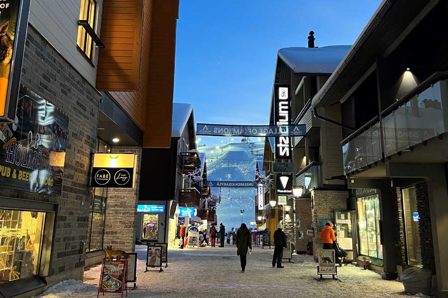 In Levi ski je zo het centrum in In Levi ski je zo het centrum in