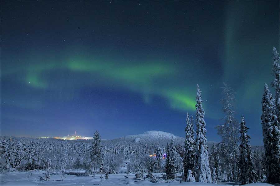 Ruka Sneeuwscootersafari op zoek naar het noorderlicht