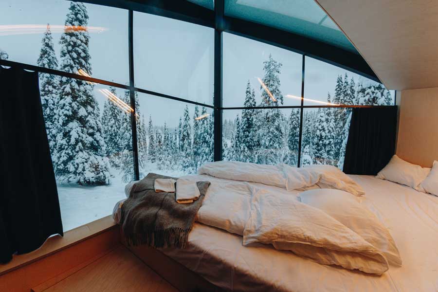 Uitzicht vanuit Igloo Magical Pond Ruka met BBI Travel