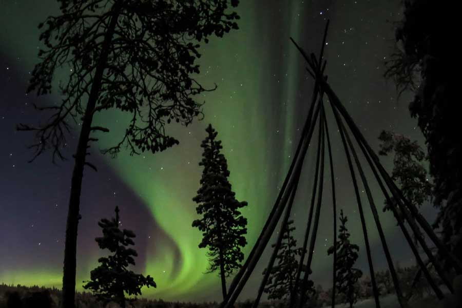 Noorderlichtsafari per sneeuwscooterslee Saariselka