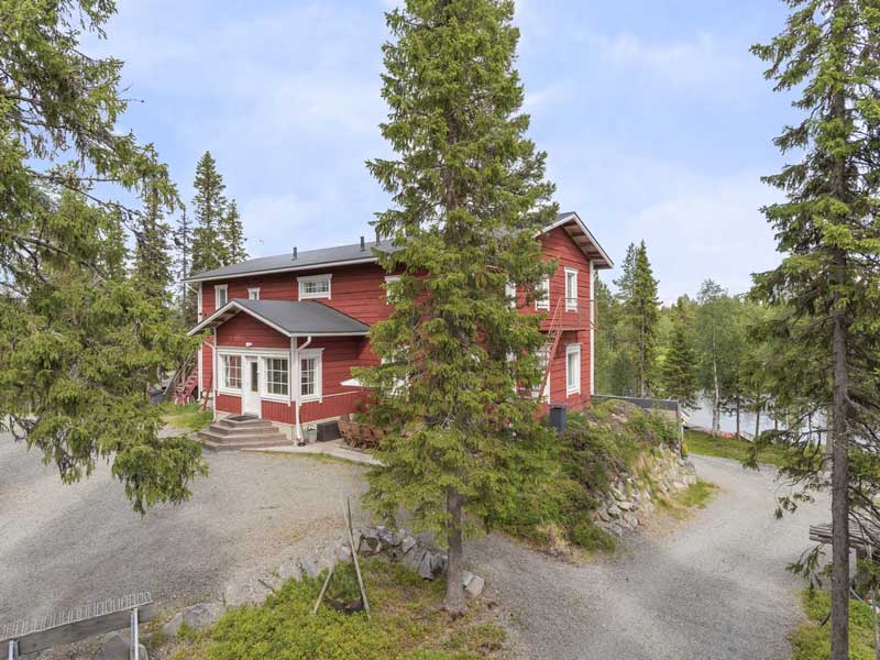 Papin Talo Wilderniss Hotel, Iisakki Village