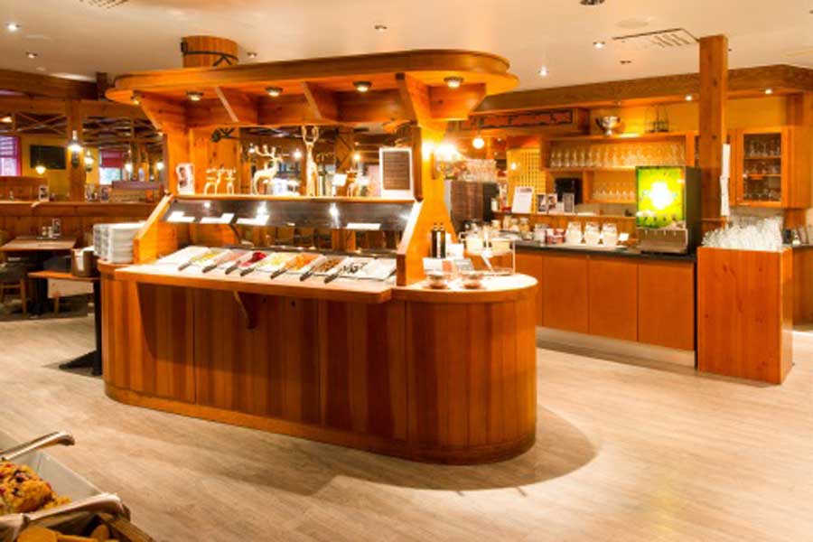Restaurant Kaltiokivi ontbijt Scandic Rukahovi met BBI Travel