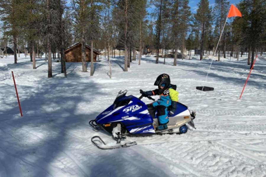 Familieavontuur in Northern Lights Village, Levi