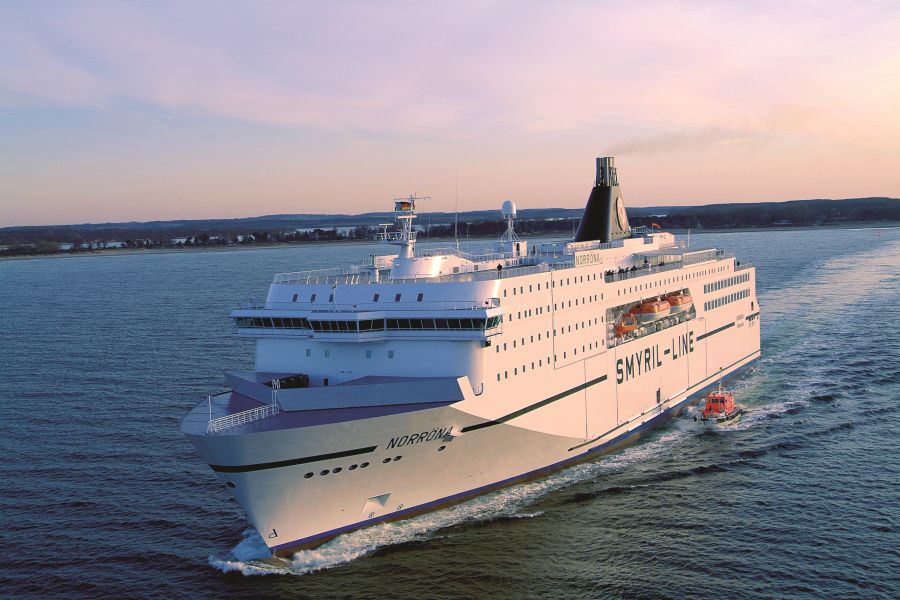 Smyril Line ferry IJsland