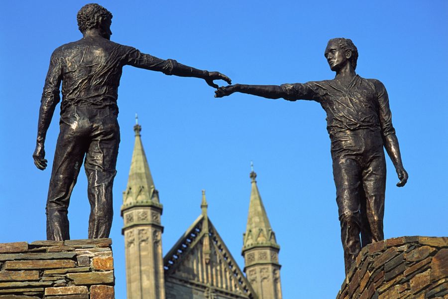 Visit Derry Pas - Derry