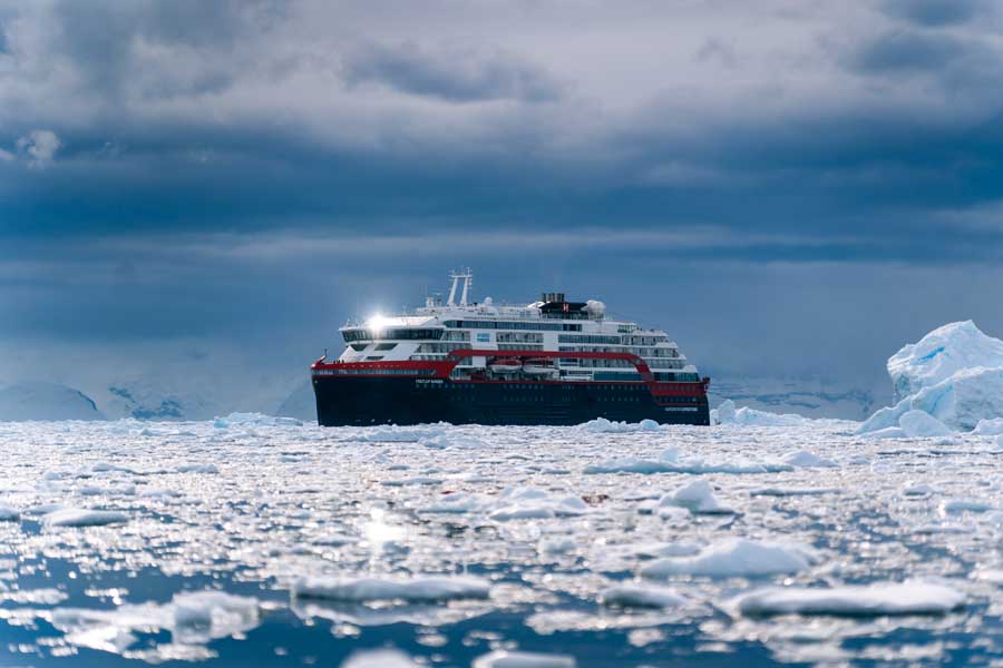 Hurtigruten Expeditie Antarctica & Falkland Eilanden | Noordwaartse route