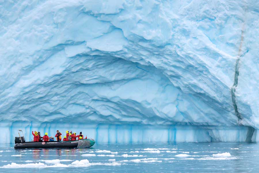 Hurtigruten Expeditie Antarctica & Falklands met BBI Travel