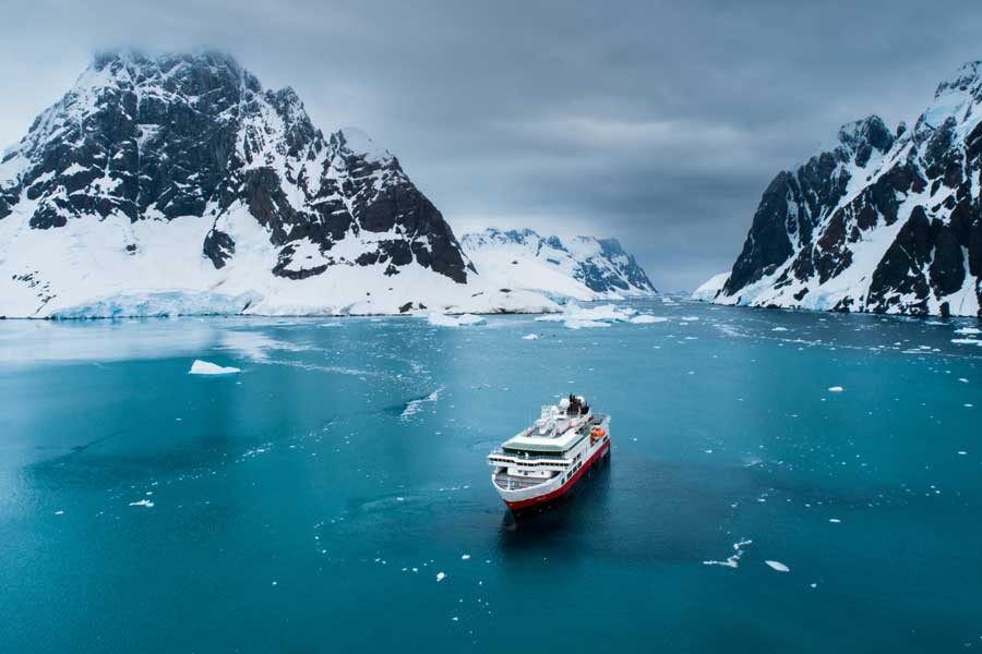 2025 *VROEGBOEK* 19-Daagse Hurtigruten expeditie Antarctica en de Falkland eilanden