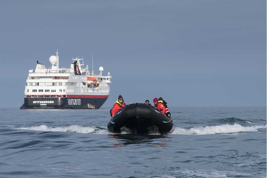 Schip MS Spitsbergen - Hurtigruten expeditie 