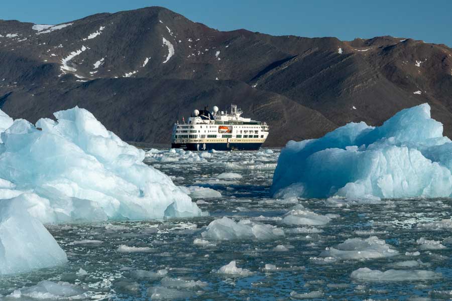 HX expeditie Spitsbergen, Groenland en IJsland met BBI Travel 