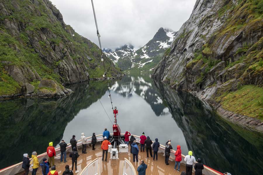2023 Hurtigruten SINGLE SPECIAL 12-dagen Bergen - Kirkenes - Bergen