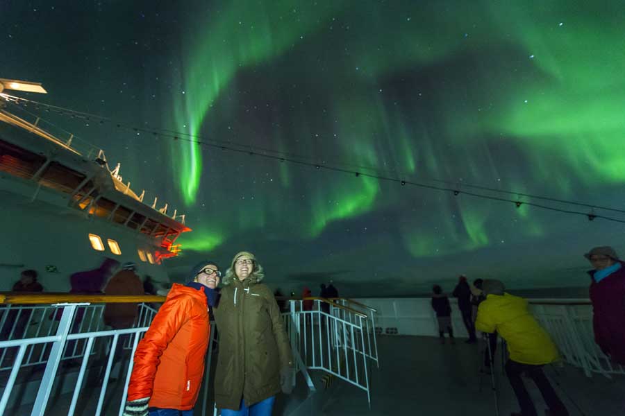 2024/25 BLACK FRIDAY 6-Daagse Hurtigruten Noorderlicht reis Kirkenes - Bergen
