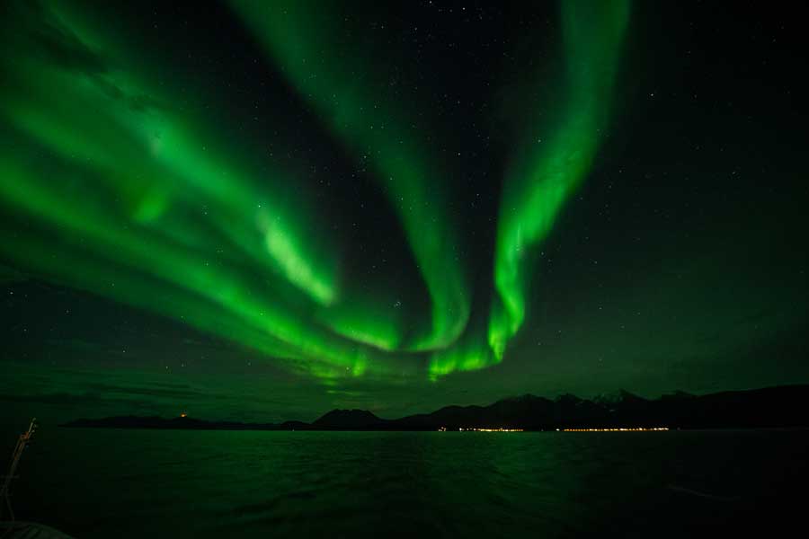 Hurtigruten Noorderlichtreis Tromsø - Kirkenes - Tromsø met BBI Travel