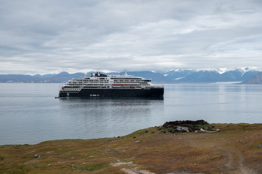 Fridjof Nansen in Canada pond inlet 
