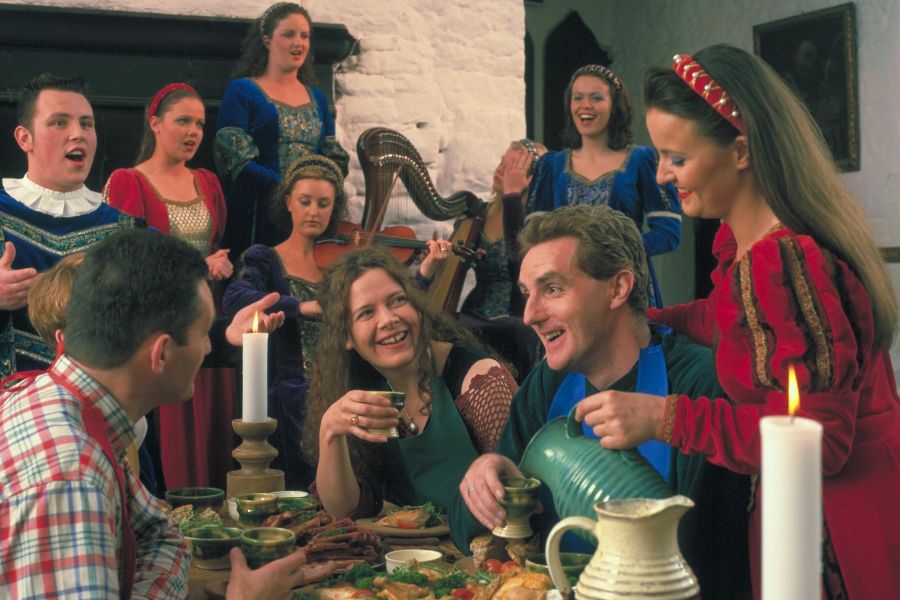 Bunratty Castle, Medieval Banquet, vlieg/busrondreis Schotland & Ierland