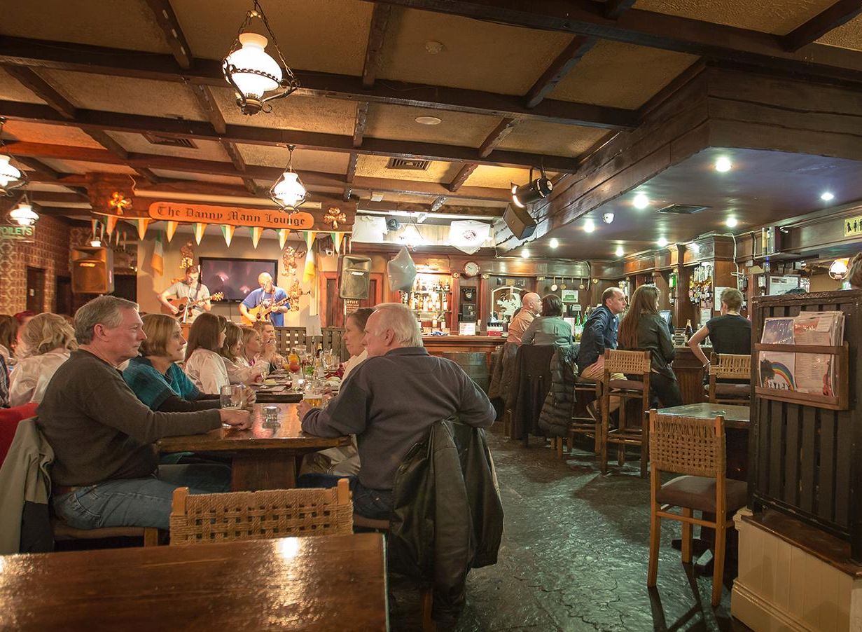 Danny Mann Pub Irish Night Killarney