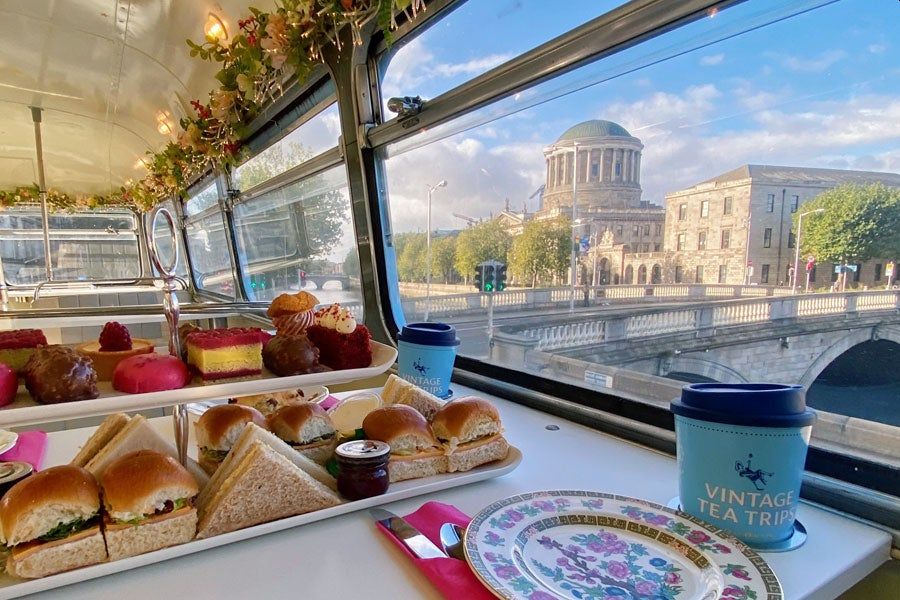 Vintage Tea Trips - Dublin dubbeldekker