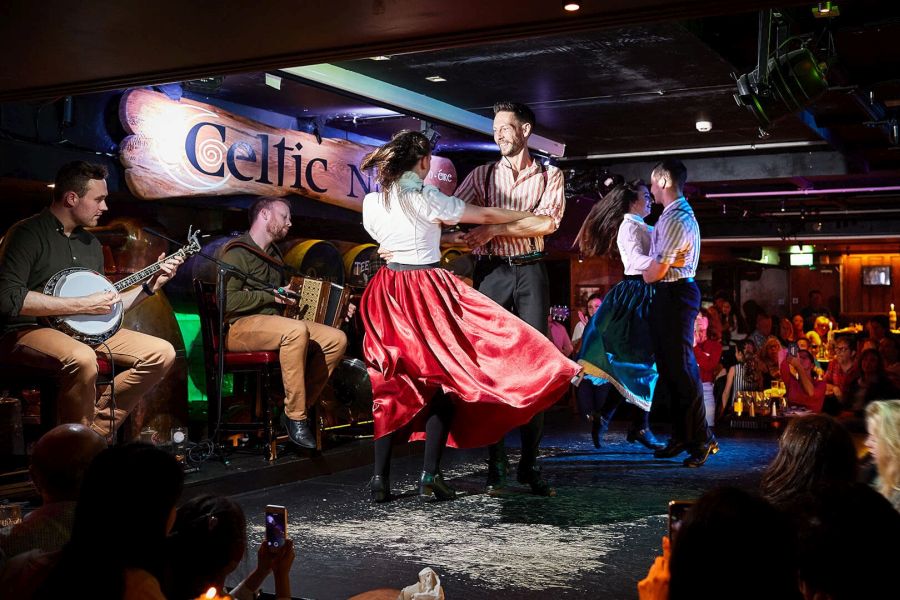 Dublin Celtic Nights show & diner