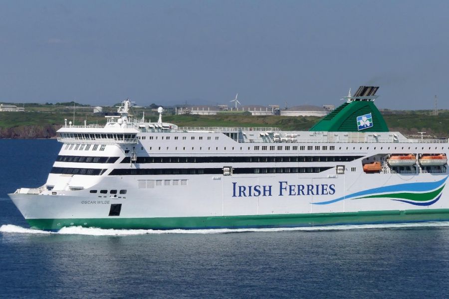 Irish Ferries ferry Calais-Dover & over de Ierse Zee