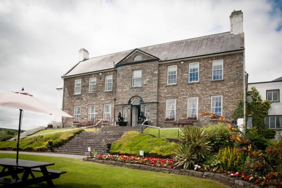 Falls Hotel, Ennistymon