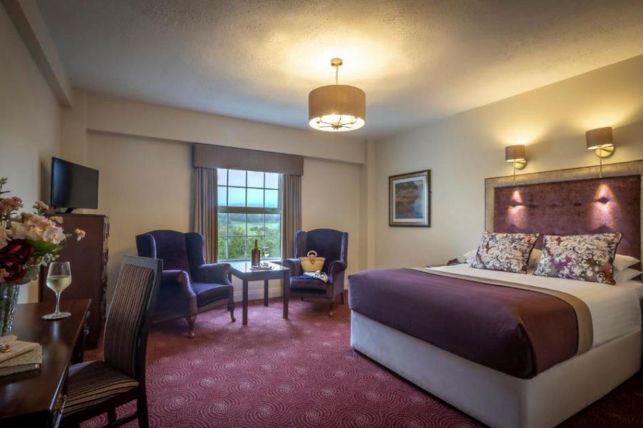 Falls Hotel, Ennistymon