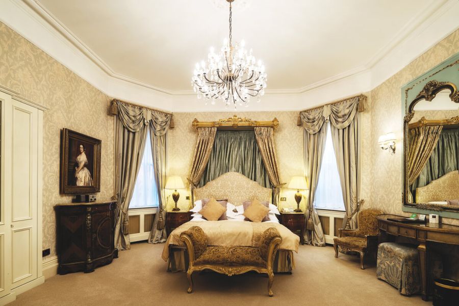 Fitzpatrick Castle Hotel, Killiney