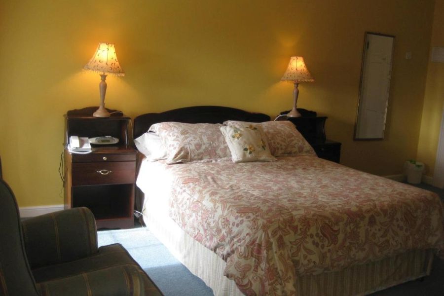 Glebe House - Mohill