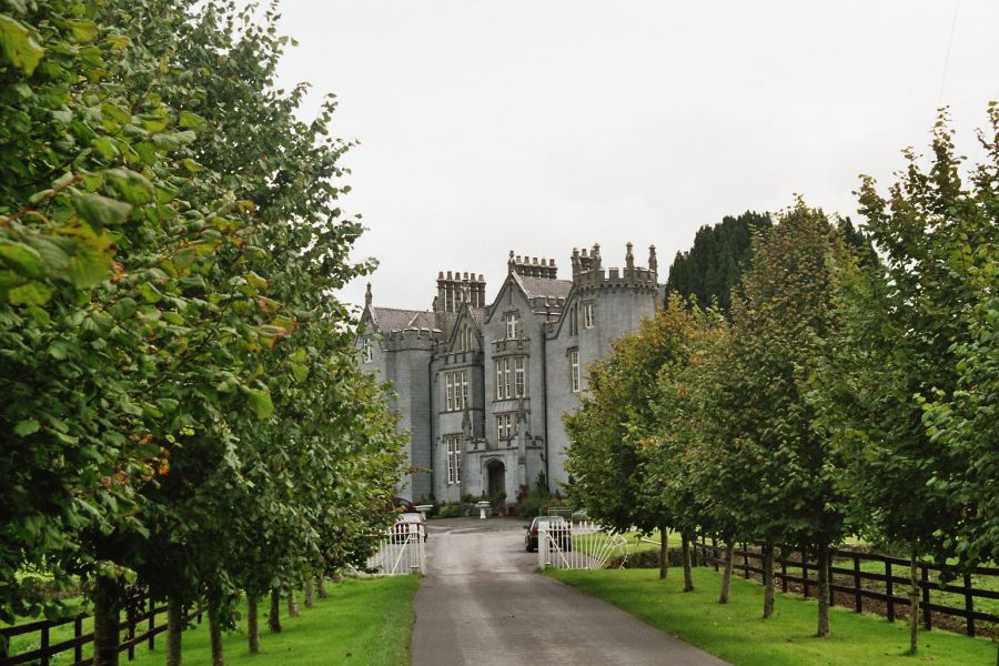 Kinnitty Castle, Kinnitty