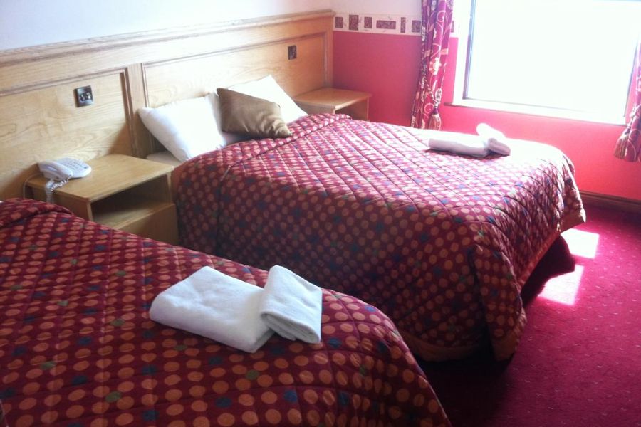 Pier House, Kilronan