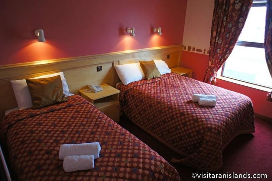 Pier House, Kilronan