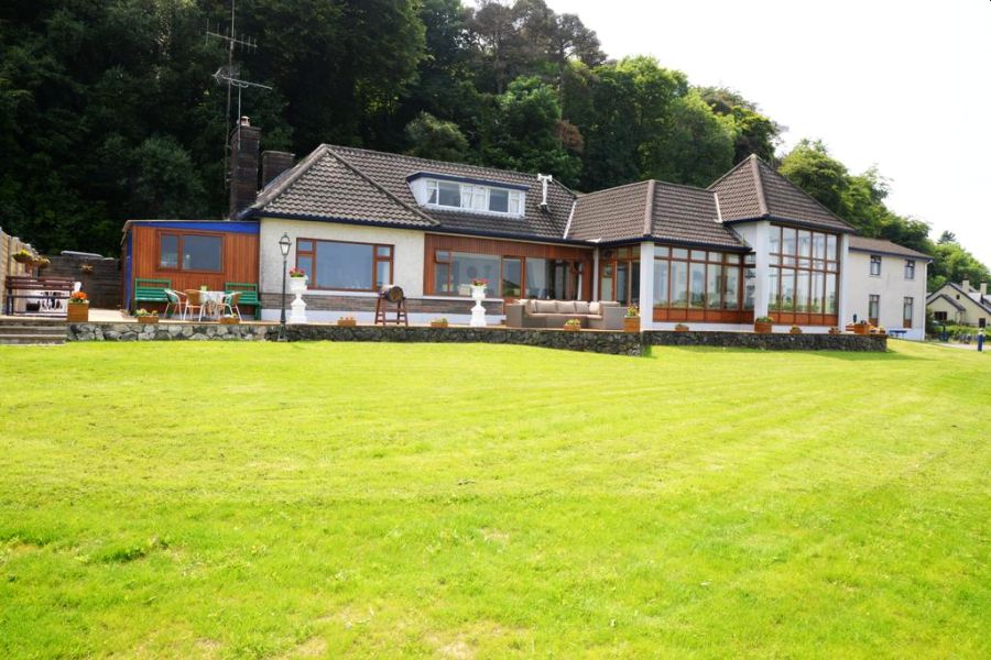 Whispering Pines B&B, Crosshaven