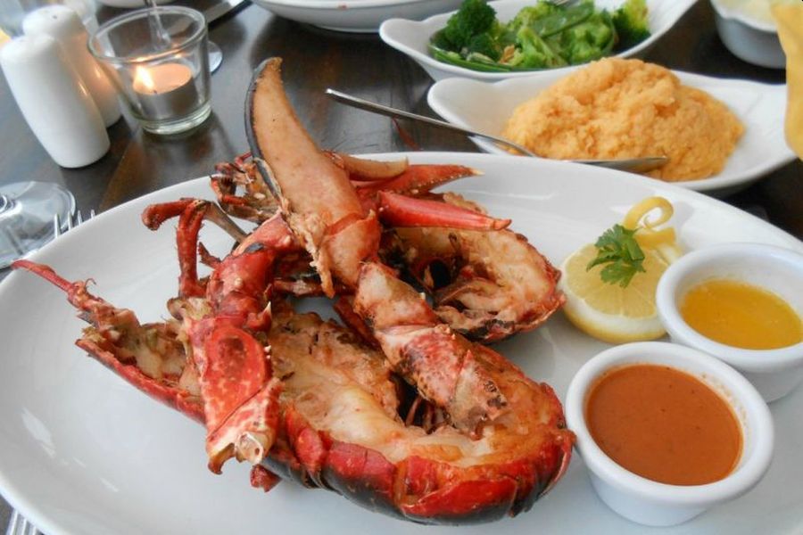 Smugglers Inn - Waterville