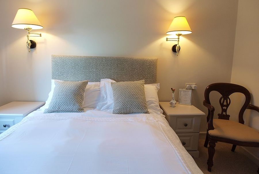 Buckfield Inn, Westport