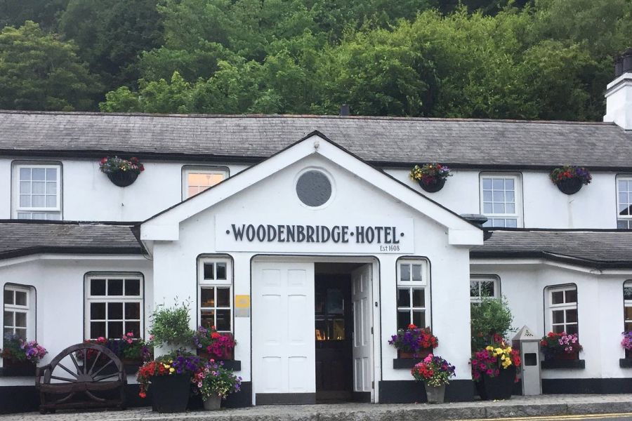 Woodenbridge Hotel - Wicklow Mountains
