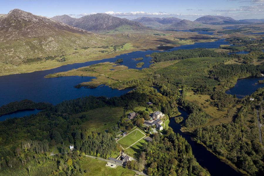Ballynahinch Castle Hotel, Recess