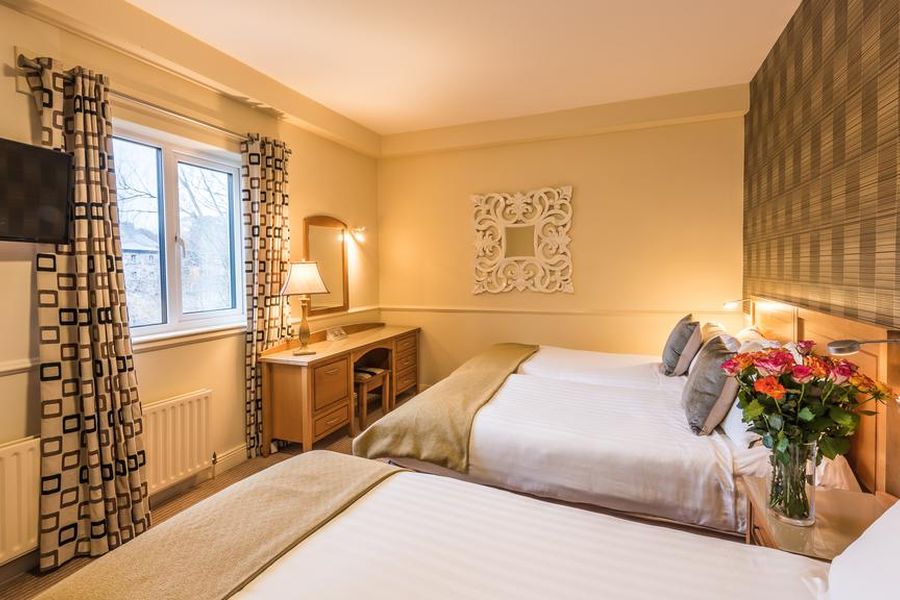 Clew Bay Hotel, Westport