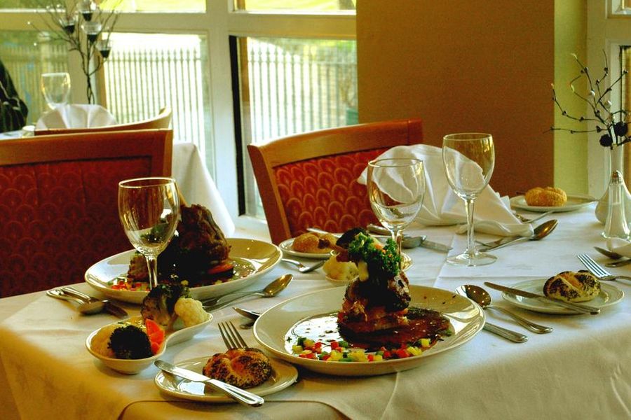Clew Bay Hotel, Westport